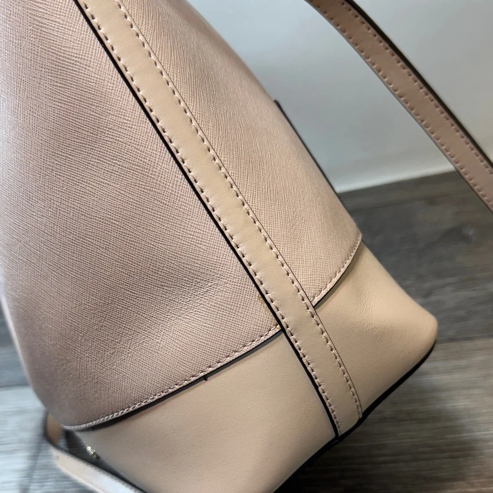 Michael Kors Blush Crossbody Bag